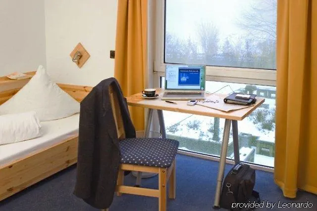 Ssc Sport+seminarcenter Hotel 2*