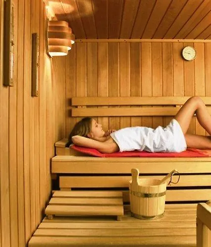 Ssc Sport+seminarcenter Hotel 2*